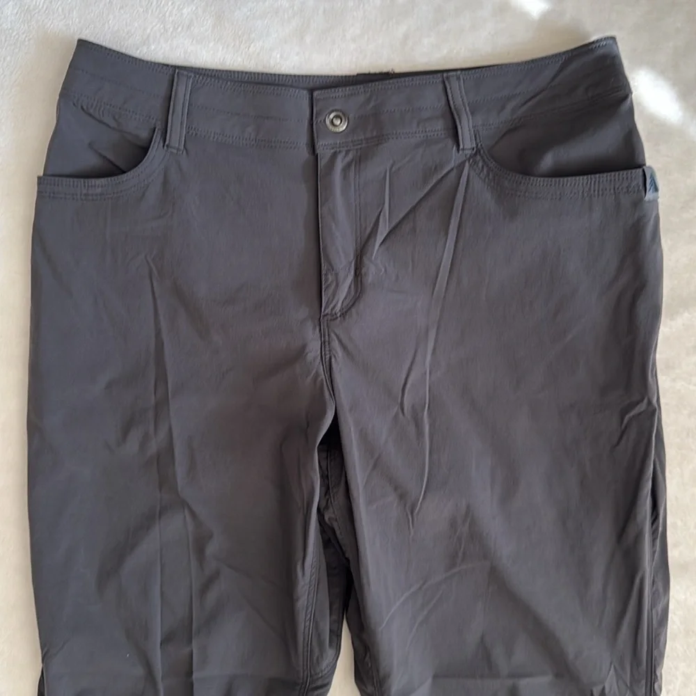L.L. Bean | Conway Straight Leg Nylon Outdoor Hiking Pants 284229 Gray (10) - Picture 2 of 15